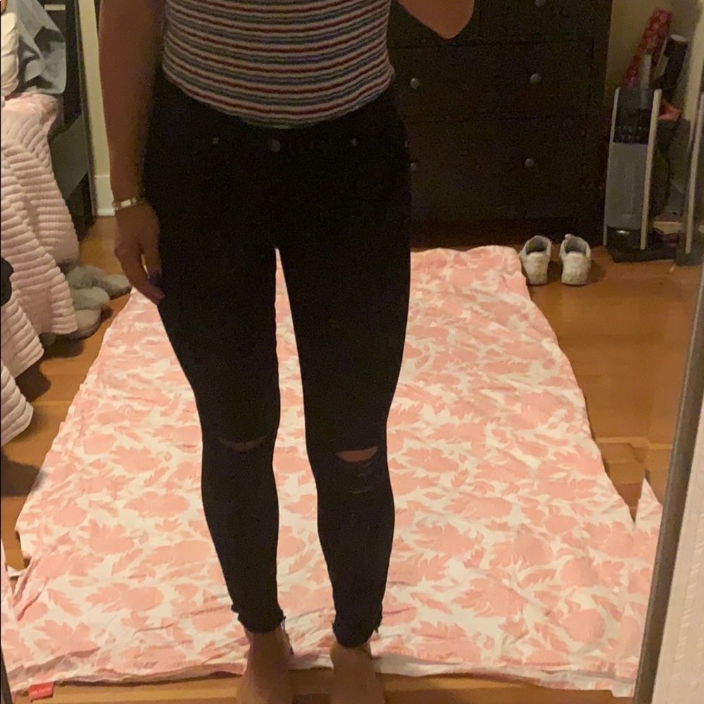 PAIGE Skinny Jeans - Picture 2 of 6